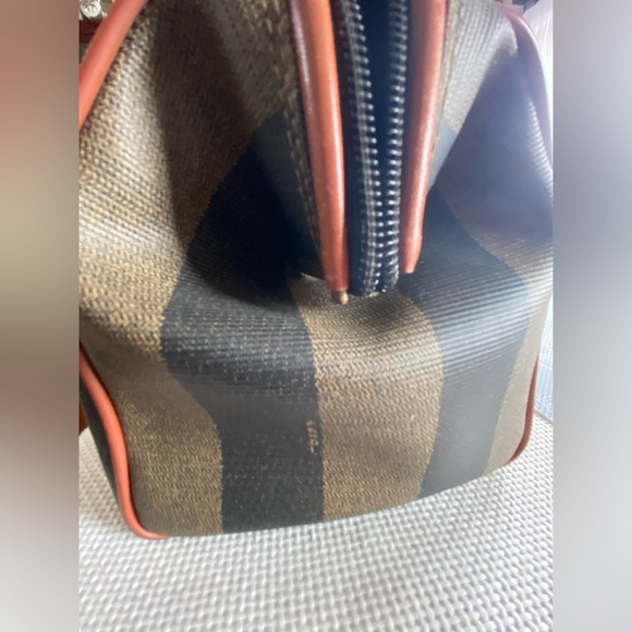 Fendi doctor’s bag - Picture 16 of 16